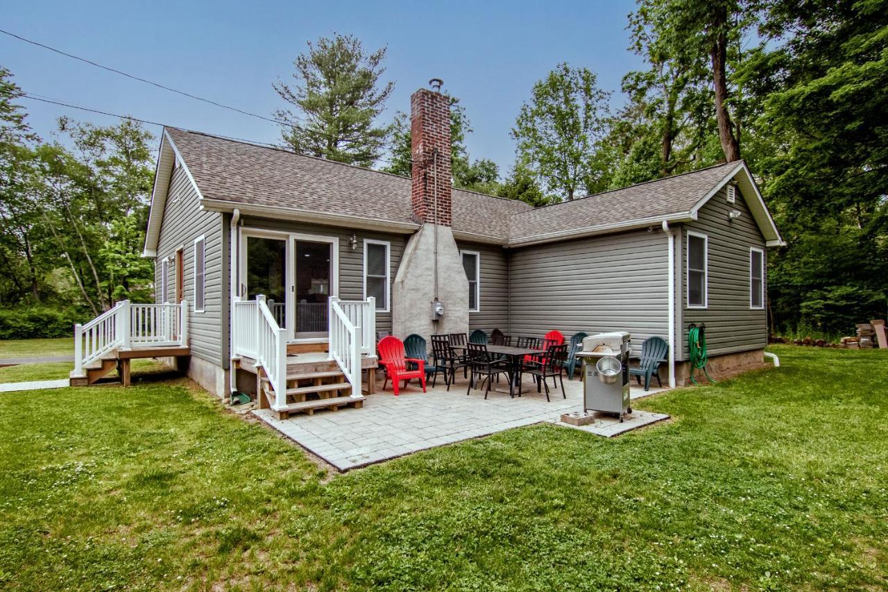 تانيرسفيل Cabin By The Creek With Private Creek Access المظهر الخارجي الصورة